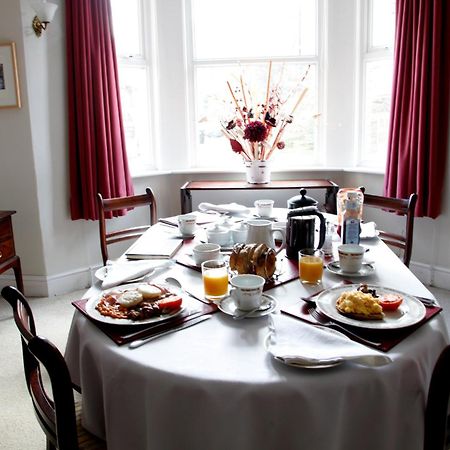 バンプトン Weston House Bed & Breakfast エクステリア 写真