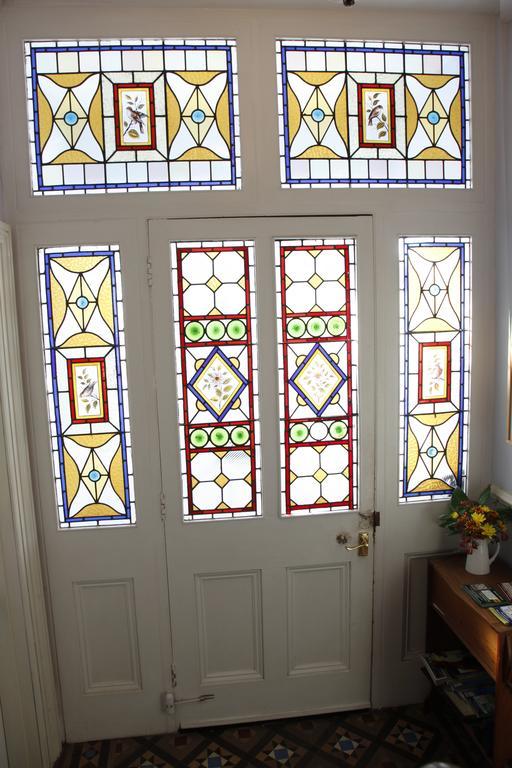 バンプトン Weston House Bed & Breakfast エクステリア 写真
